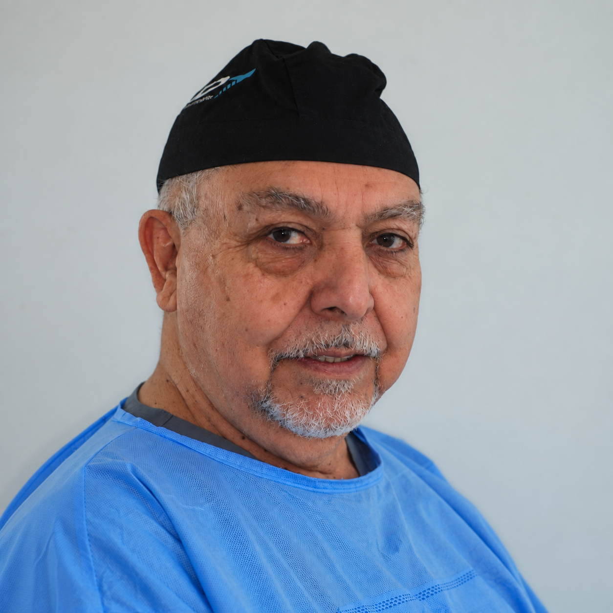 Dr. Patricio Encalada Zamorano
